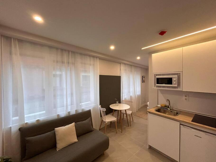Cozy Studio In Tetuan - En 1/9 Madrid Exterior photo